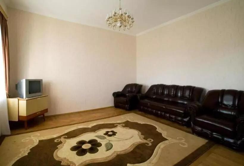پانسیون Irakli Guest House