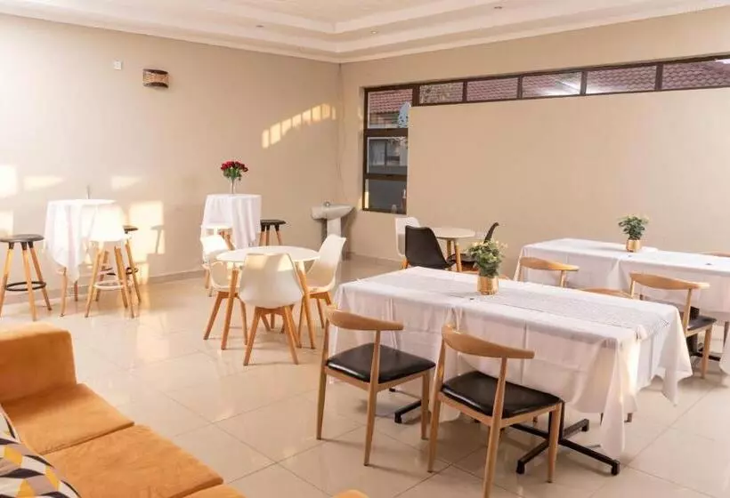 پانسیون Milele Lodge