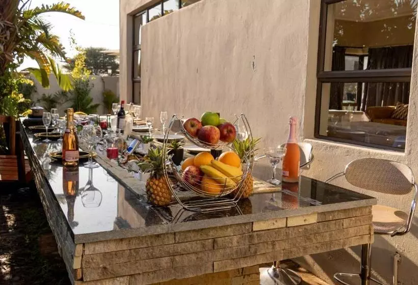پانسیون Milele Lodge