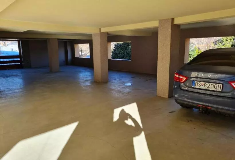 Majatalo Penzión Malá Fatra U ďurka