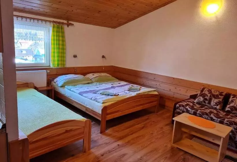 Majatalo Penzión Malá Fatra U ďurka