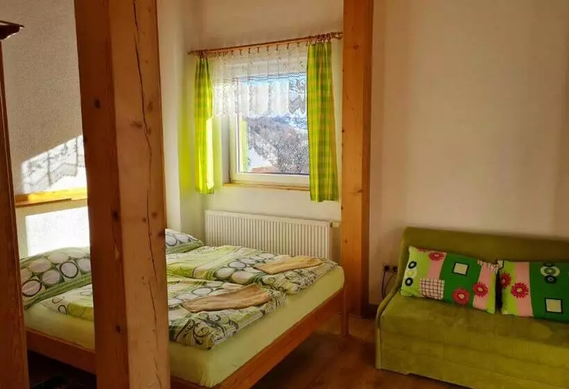 Majatalo Penzión Malá Fatra U ďurka