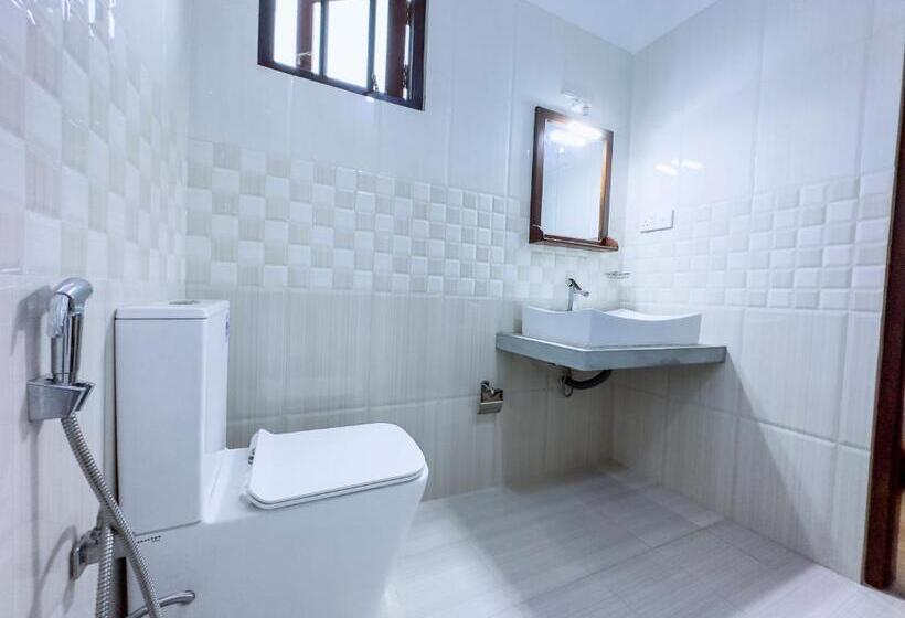 Pensione Sayuru Villa