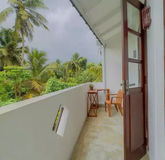 Majatalo Sayuru Villa