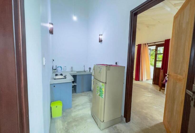 Pensione Sayuru Villa