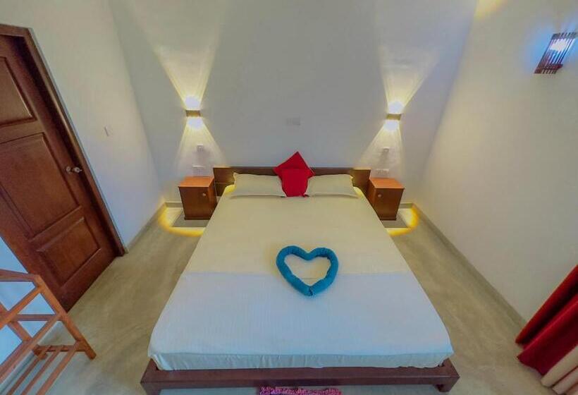 Pensione Sayuru Villa