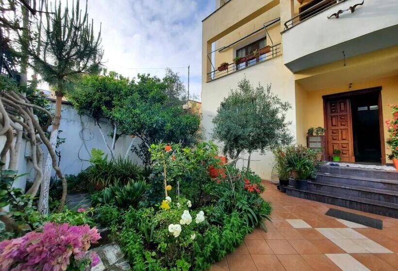 پانسیون Guest Room Near Historical Center