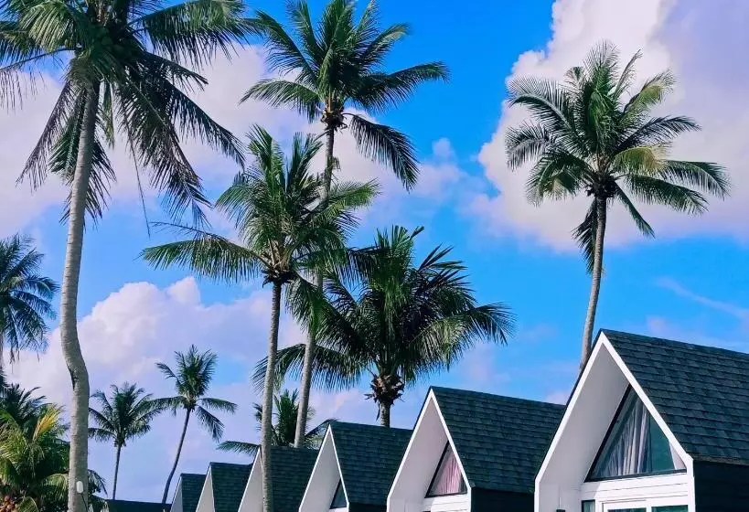 Simork Lake &beach Resort