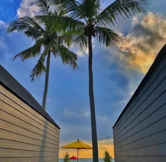 Simork Lake &beach Resort