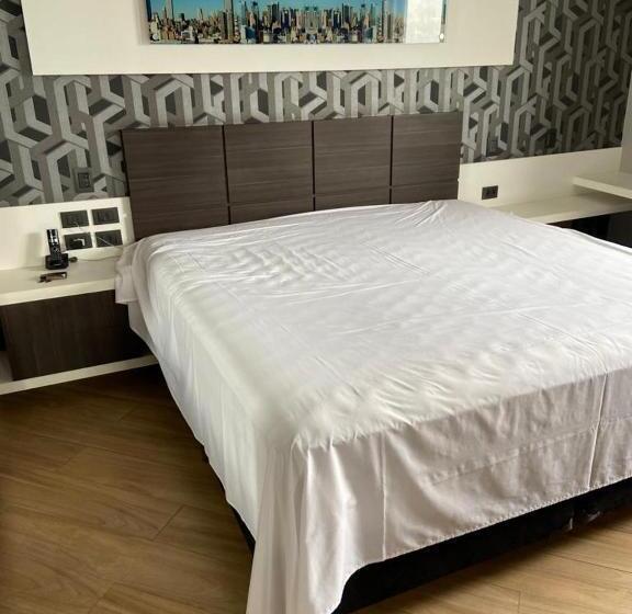 Studio No Hotel Bristol 500   Bairro Batel