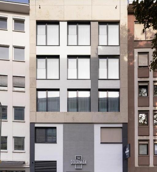 The Doorman Goethe Frankfurt Am Main