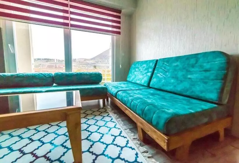 Veda Suit Residence