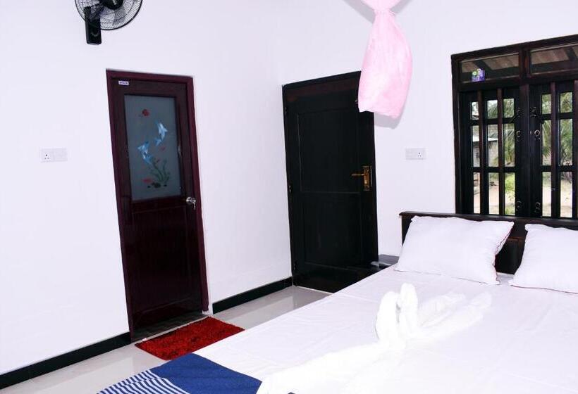 تختخواب و صبحانه Suman Beach Rooms