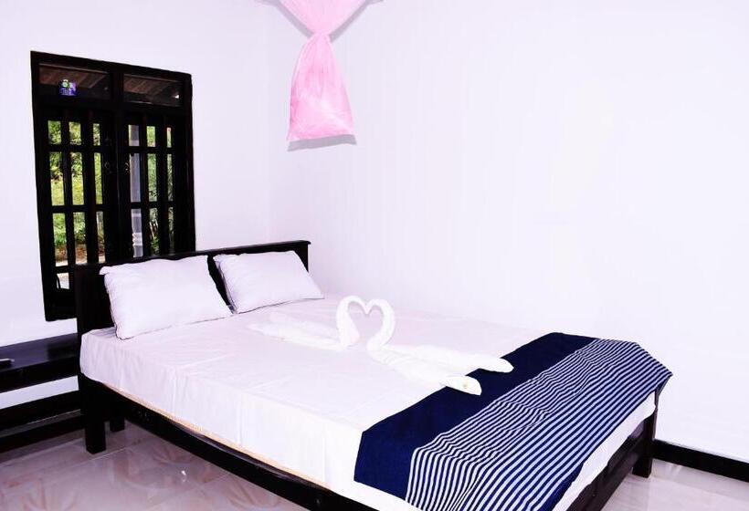 تختخواب و صبحانه Suman Beach Rooms