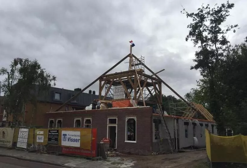 Aamiaismajoitus (B&B) Traditional Family Apartment With Garden At Countryside Amsterdam