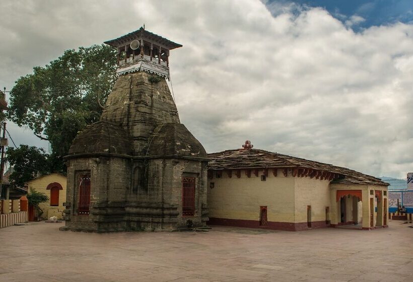 בית מלון כפרי Binsar Eco Resort, Binsar   Uttarakhand