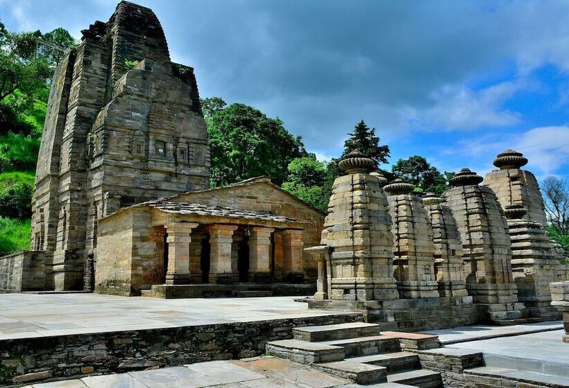 בית מלון כפרי Binsar Eco Resort, Binsar   Uttarakhand