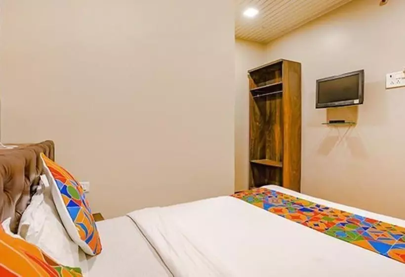 هتل Fabexpress Comfort Stay   Nr Mumbai International Airport