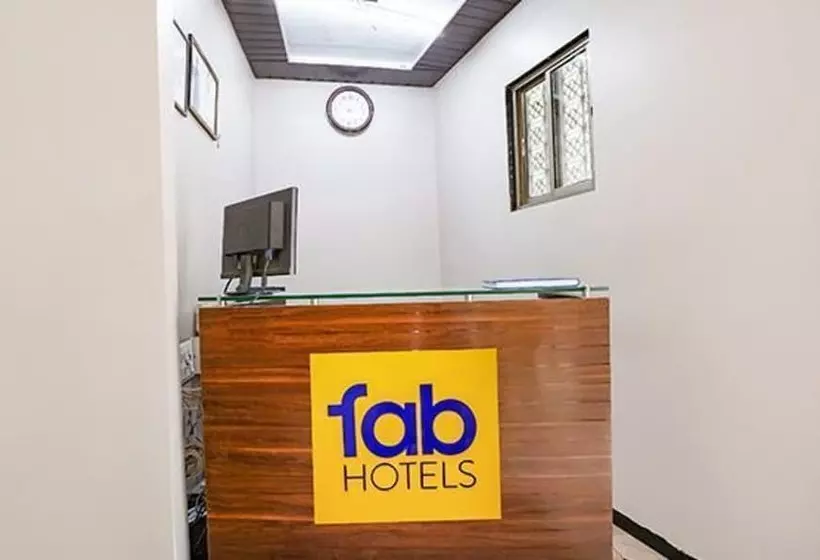 هتل Fabexpress Comfort Stay   Nr Mumbai International Airport