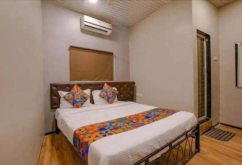 هتل Fabexpress Comfort Stay   Nr Mumbai International Airport