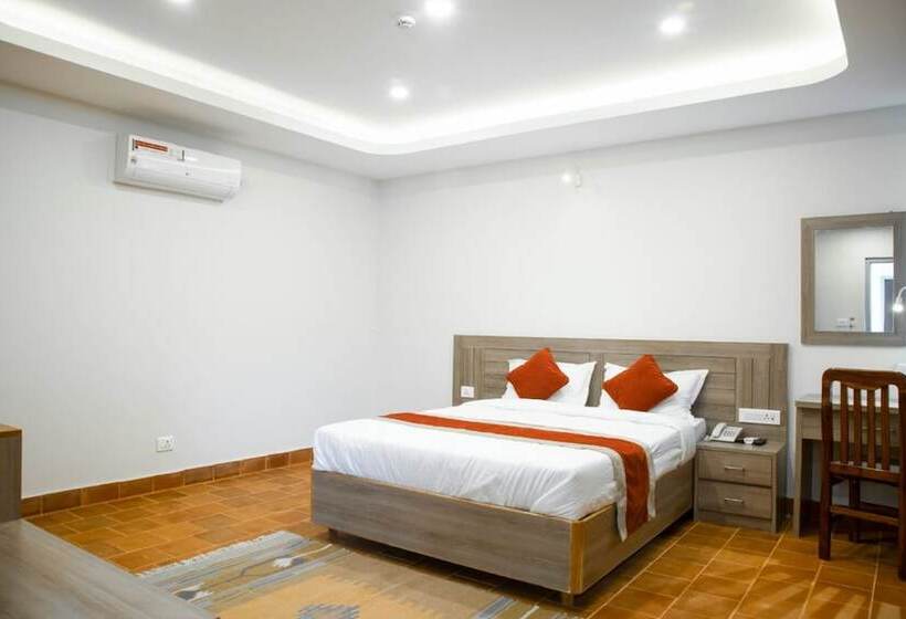 هتل Gateway Himalaya Resort