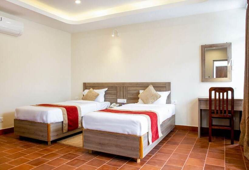 هتل Gateway Himalaya Resort