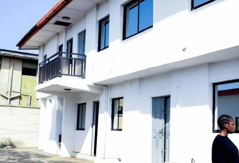 هتل Gity Royale Suites