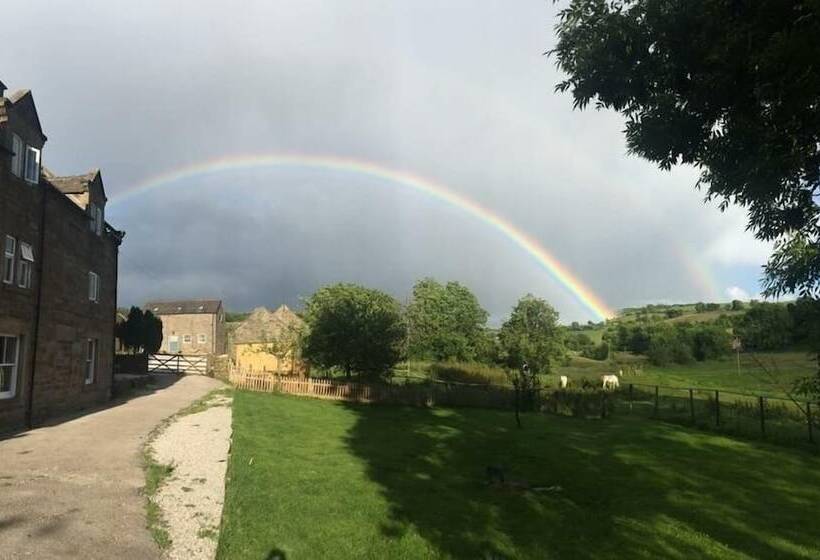 호텔 Gratton Grange Farm Bed & Breakfast