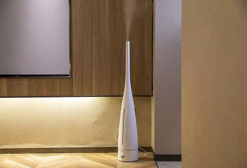 ホテル Kunyixingguangjiudian