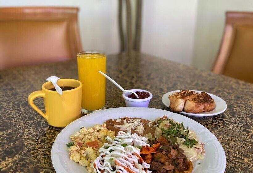 Los Cedros Hotel Inn Nuevo Casas Grandes