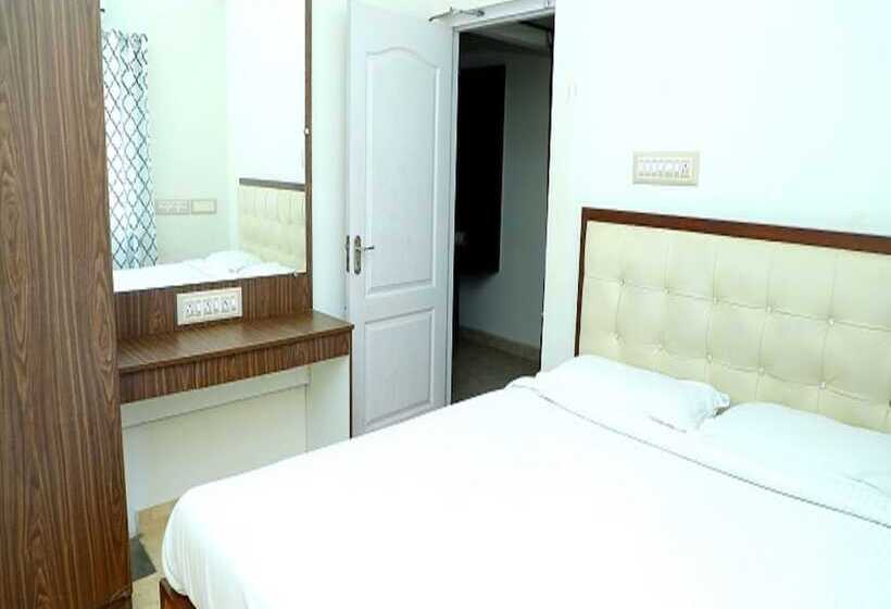 هتل Seashore Residency