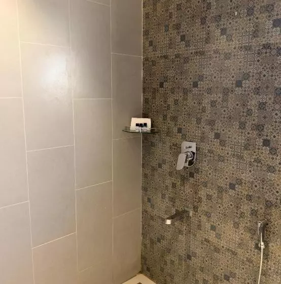 Hotelli Wonder Hills,har Ki Pauri Road Haridwar