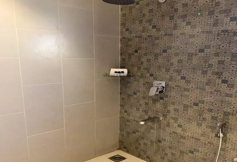 Hotelli Wonder Hills,har Ki Pauri Road Haridwar