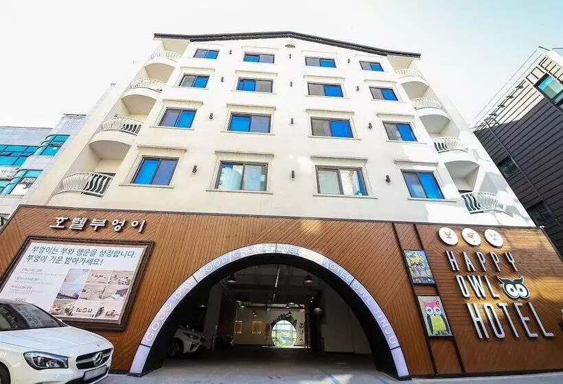 Motelli Jinju Hotel Owl