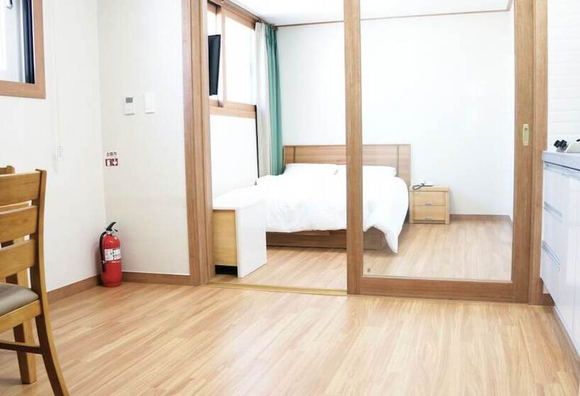 Motel Seoguipo Olleh Hue