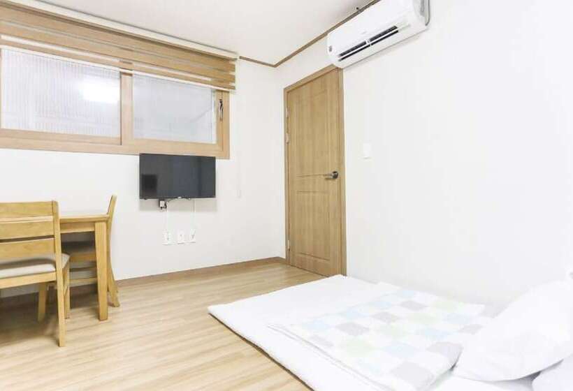 Motel Seoguipo Olleh Hue