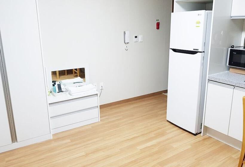 Motel Seoguipo Olleh Hue