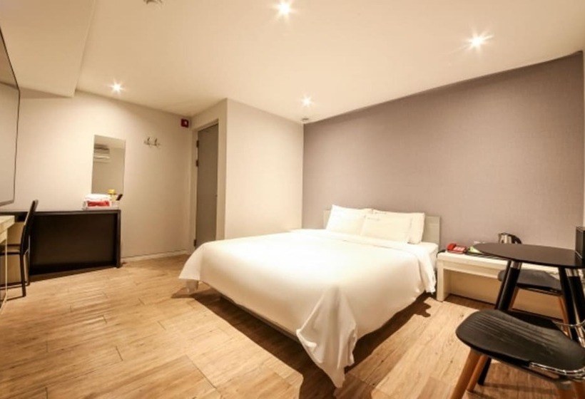 Motel Jeonju New Town Ssitu