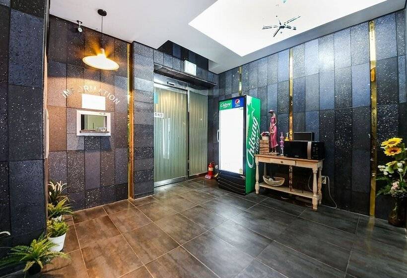 Motel Jeonju New Town Ssitu