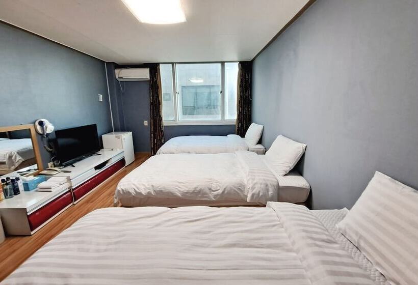 Motel Yangyang Naksan Pebble Beach