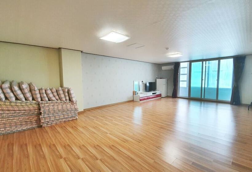 Motel Yangyang Naksan Pebble Beach