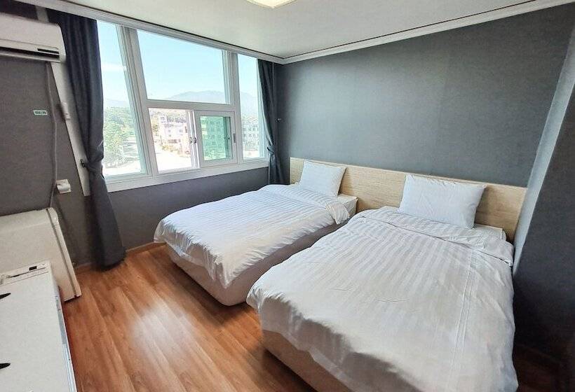 Motel Yangyang Naksan Pebble Beach