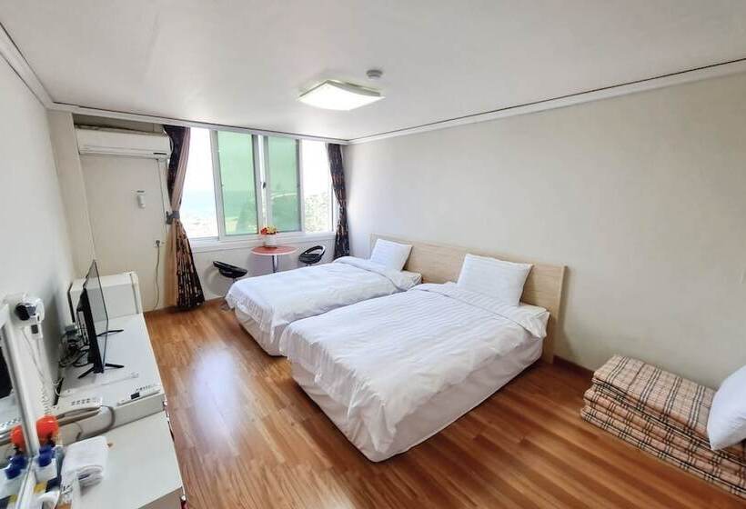 Motel Yangyang Naksan Pebble Beach