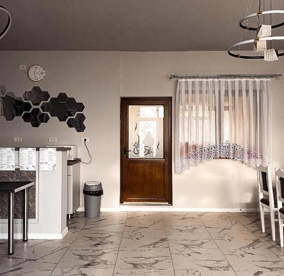 پانسیون Casa Irina