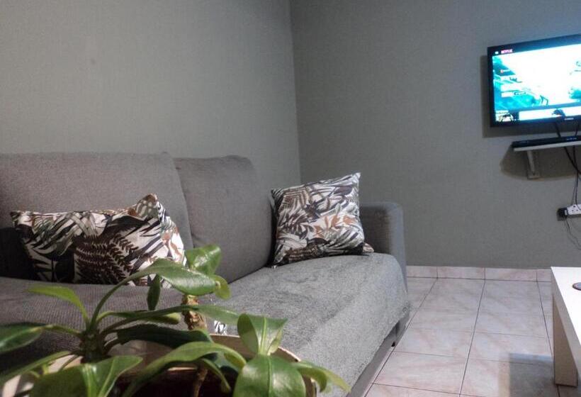 펜션 Casa On The Bluff