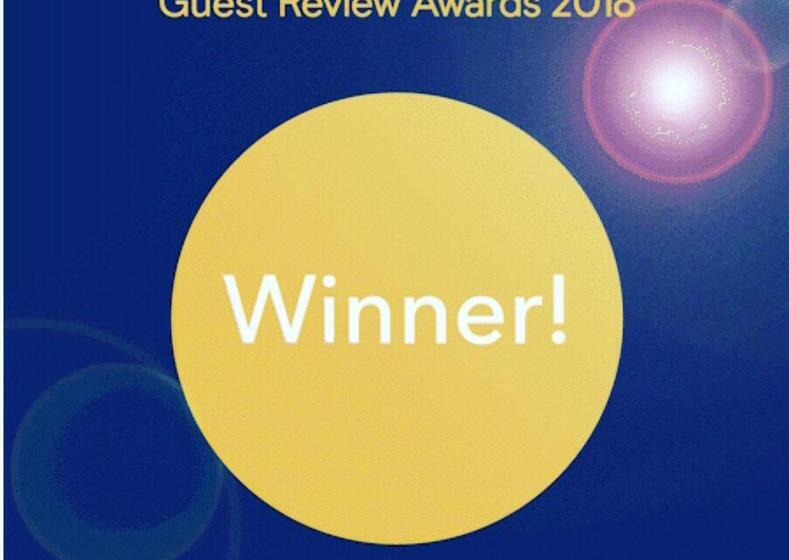 بنسيون Lurline Lodge