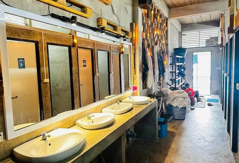 Tt Hostel