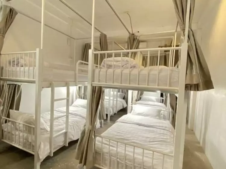 Tt Hostel