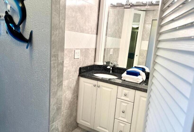 3rd Floor Balcony Beach View Studio Condo In The Beach Club