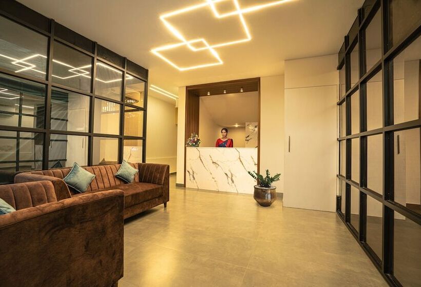 Address7 Hotel Kalamassery